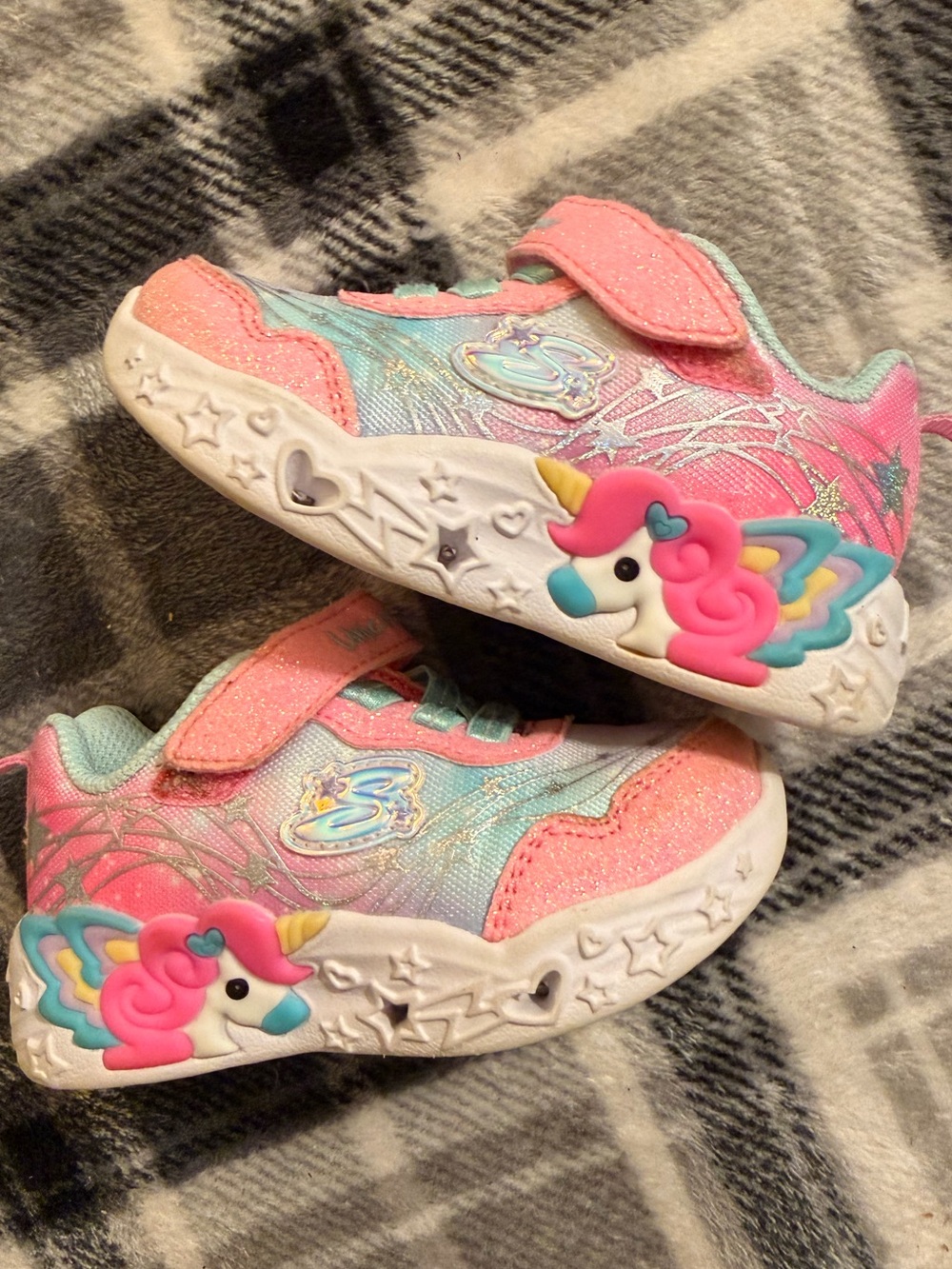 Skechers Girls' Pink & Turquoise Unicorn Light-Up Sneakers